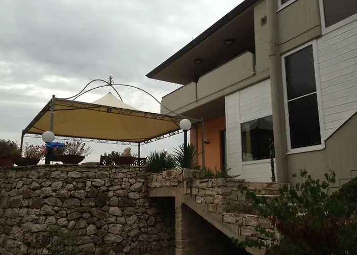 Bed and Breakfast La Dimora Di Federico Gravina in Puglia